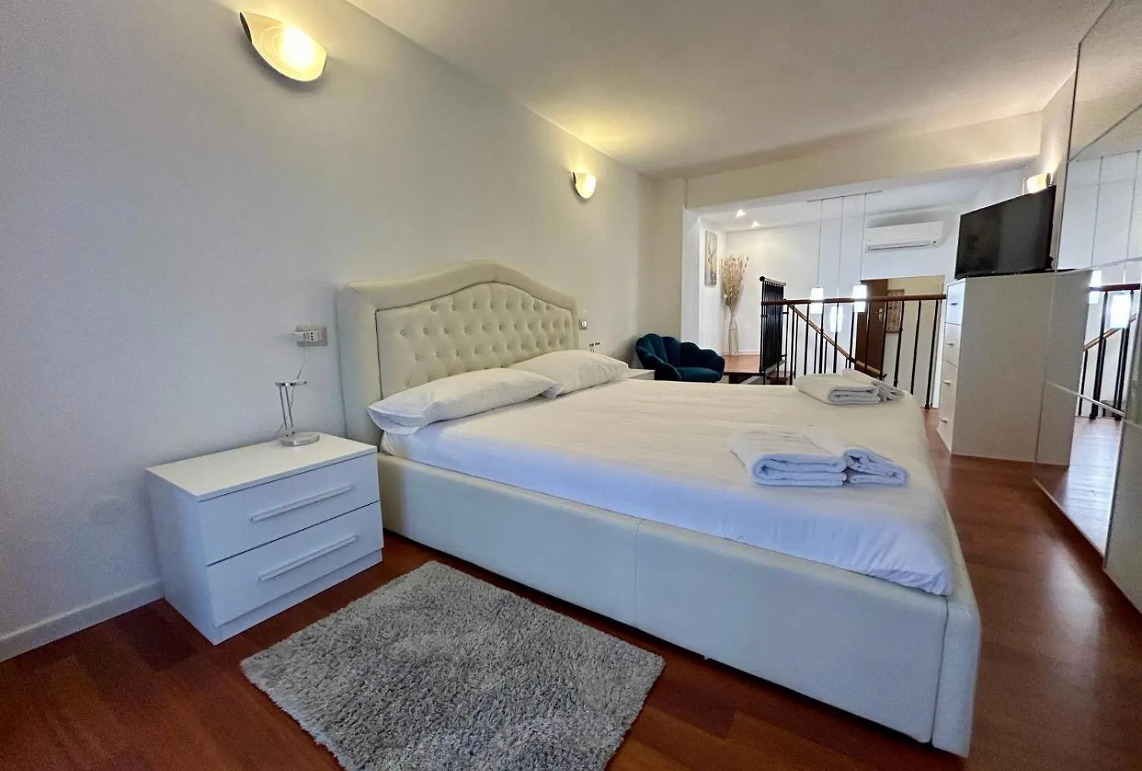 Kibilu - Via Tolmezzo - Ospedale San Raffaele - Stazione Di Lambrate Appartement Milaan